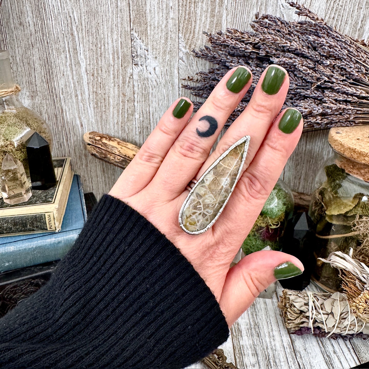 Big Fossilized Coral Crystal Ring Fine Silver Size 9.5 / Foxlark Collection - One of a Kind