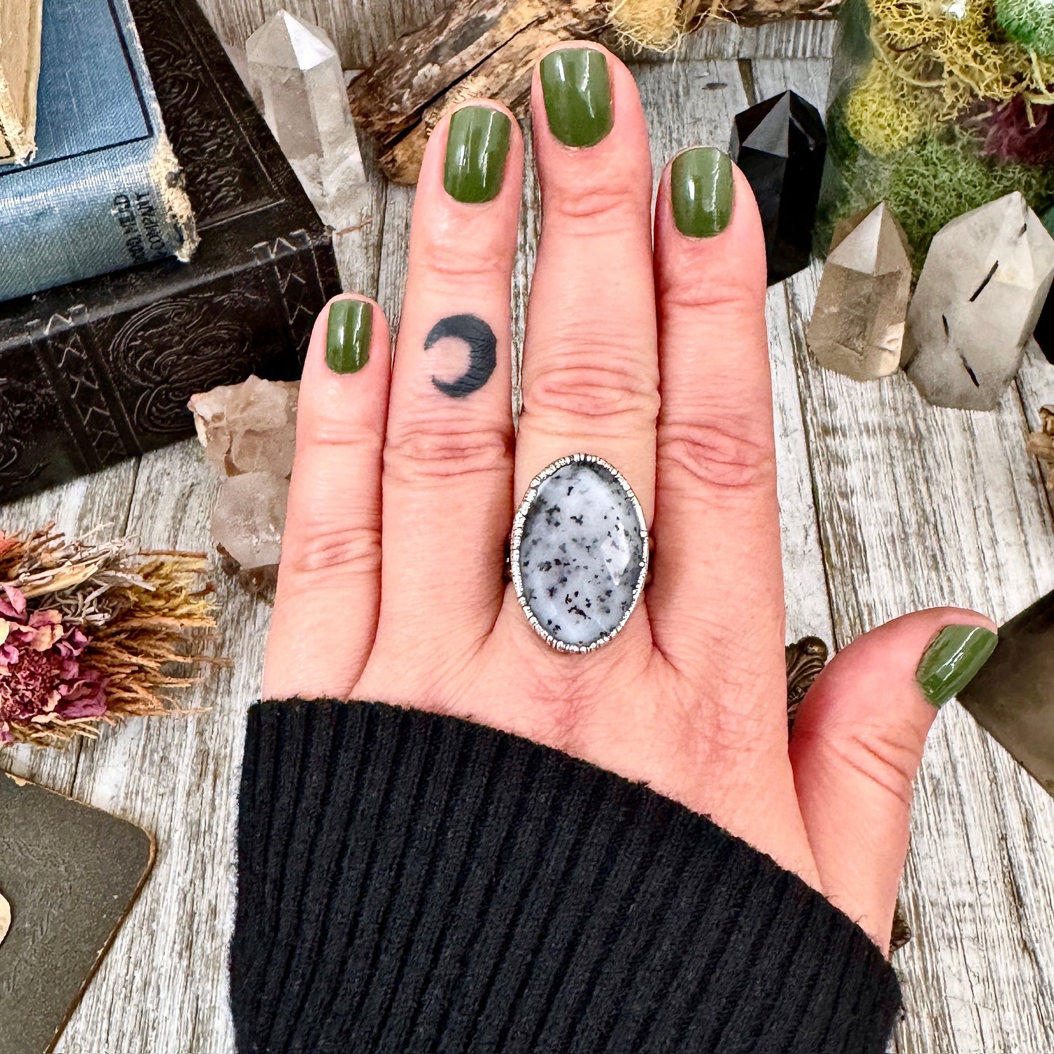 Dendritic Agate Crystal Ring Fine Silver Size 9 / Foxlark Collection - One of a Kind FOXLARK