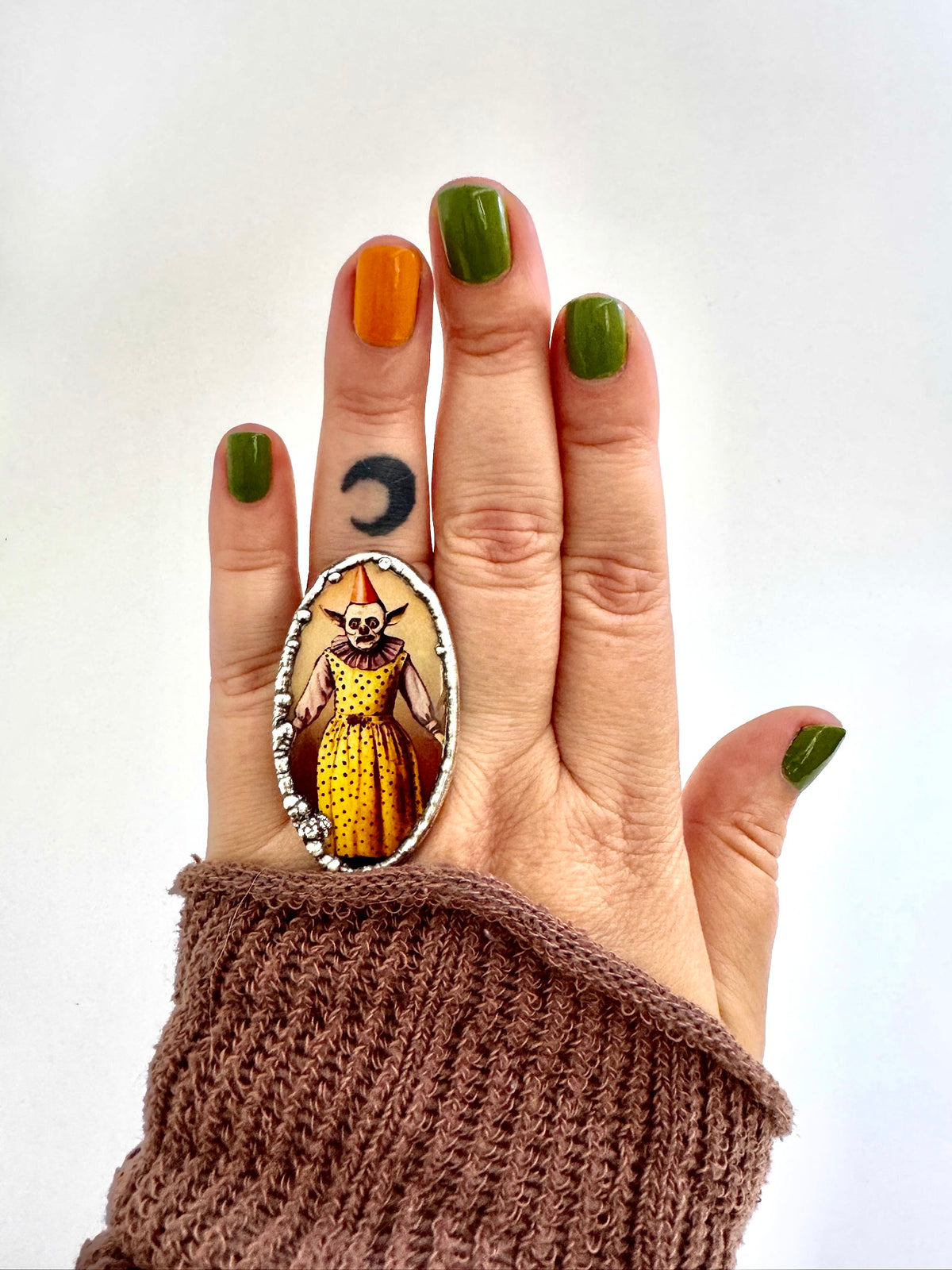 clown girl statement ring, fine silver, size 7.5