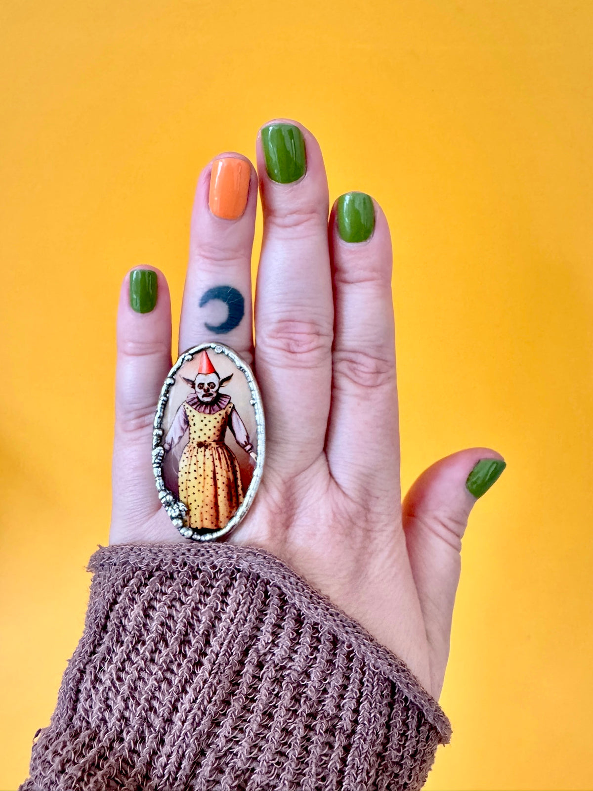 clown girl statement ring, fine silver, size 7.5