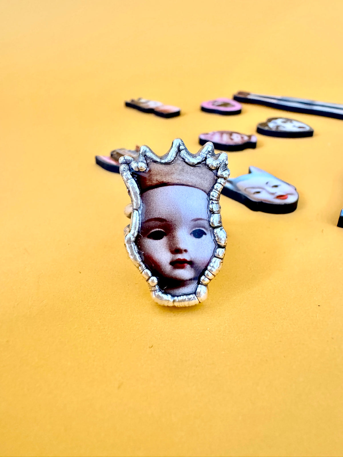 doll head statement ring, fine silver, size 8