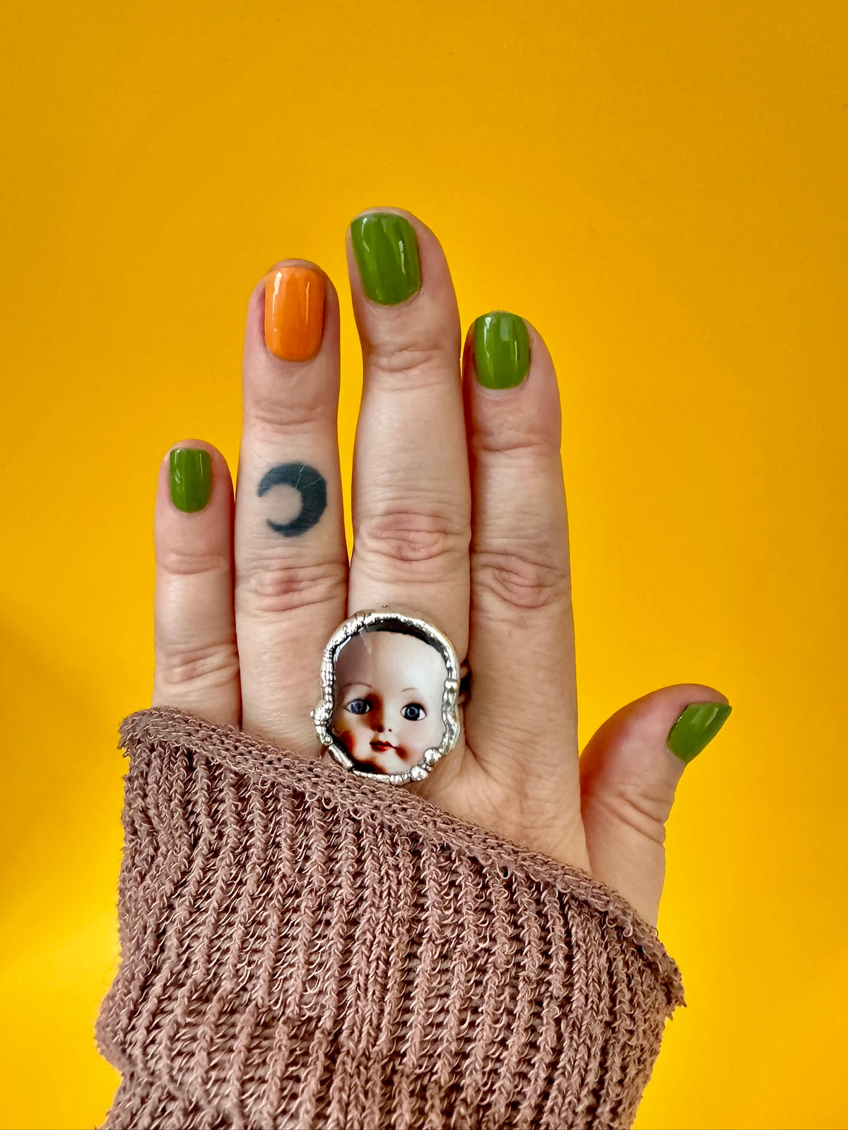 doll head statement ring, fine silver, size 9.5
