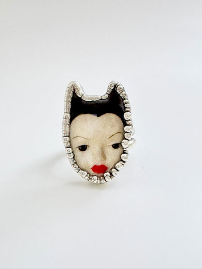 red lips doll head ring, fine silver, size 7