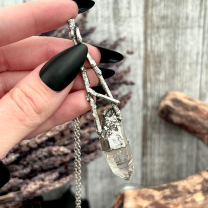 Vera Cruz Amethyst Crystal Necklace in Silver / Sticks & Stones Collection