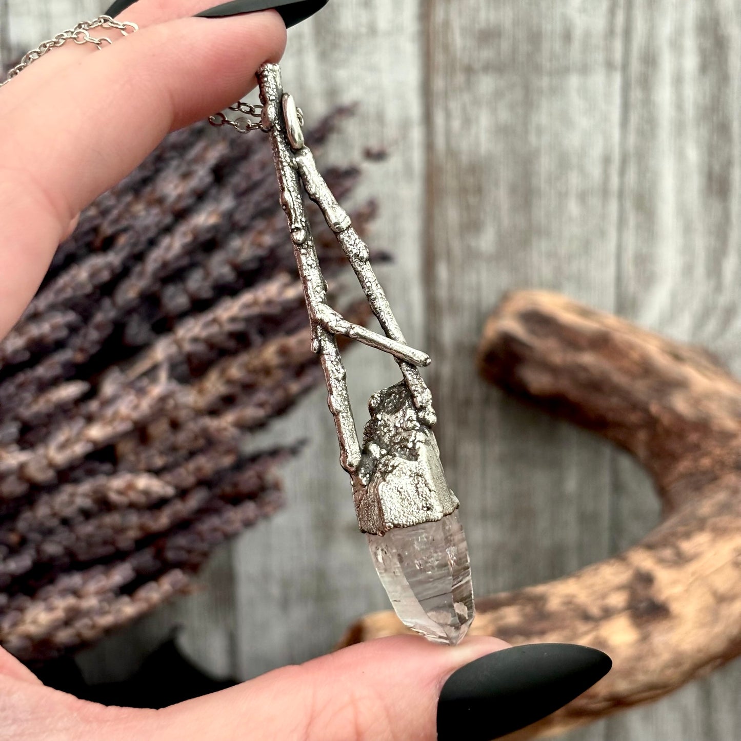 Vera Cruz Amethyst Crystal Necklace in Silver / Sticks & Stones Collection