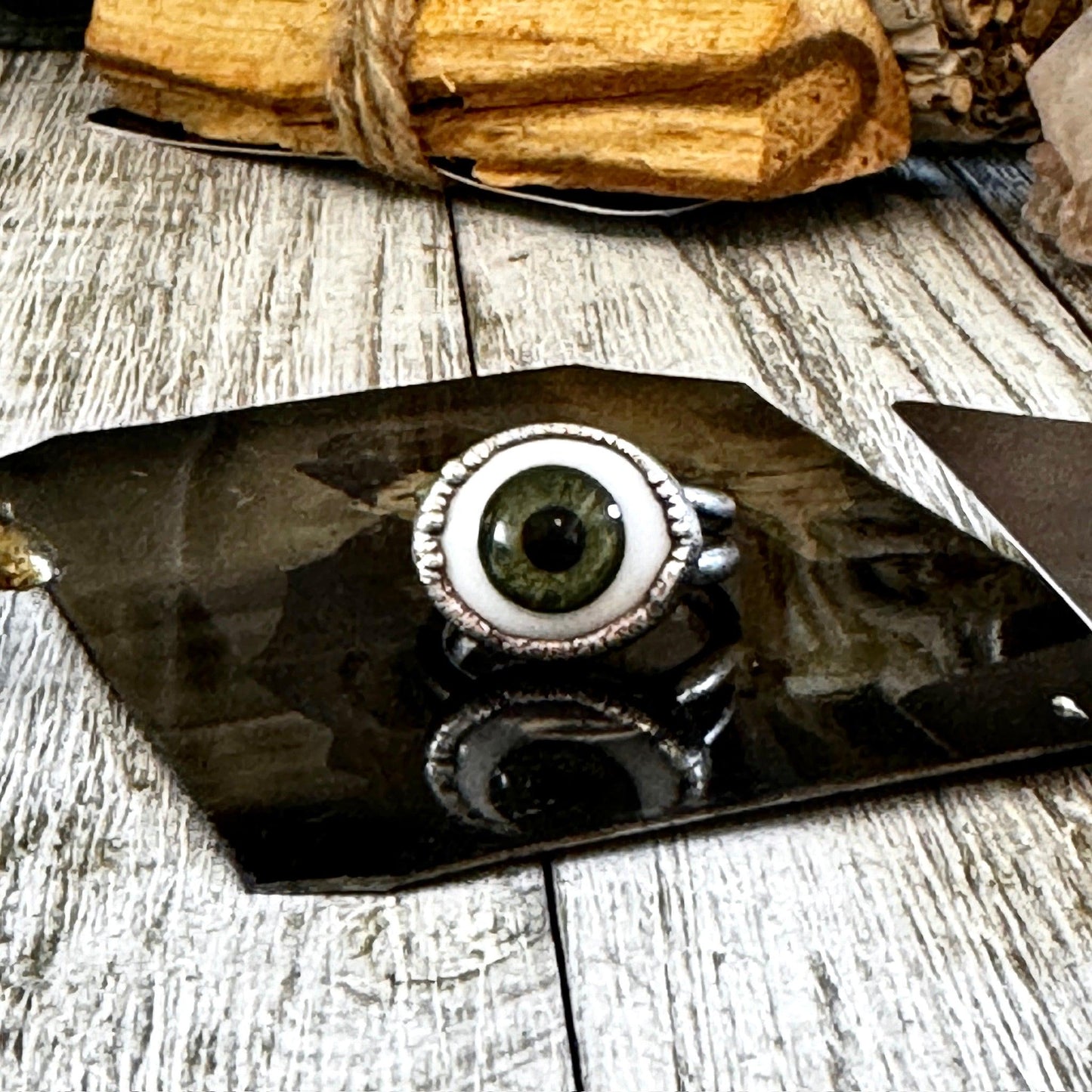 Green Iris Glass Eye Ring Silver Size 6 7 8 9 10 / Foxlark Collection