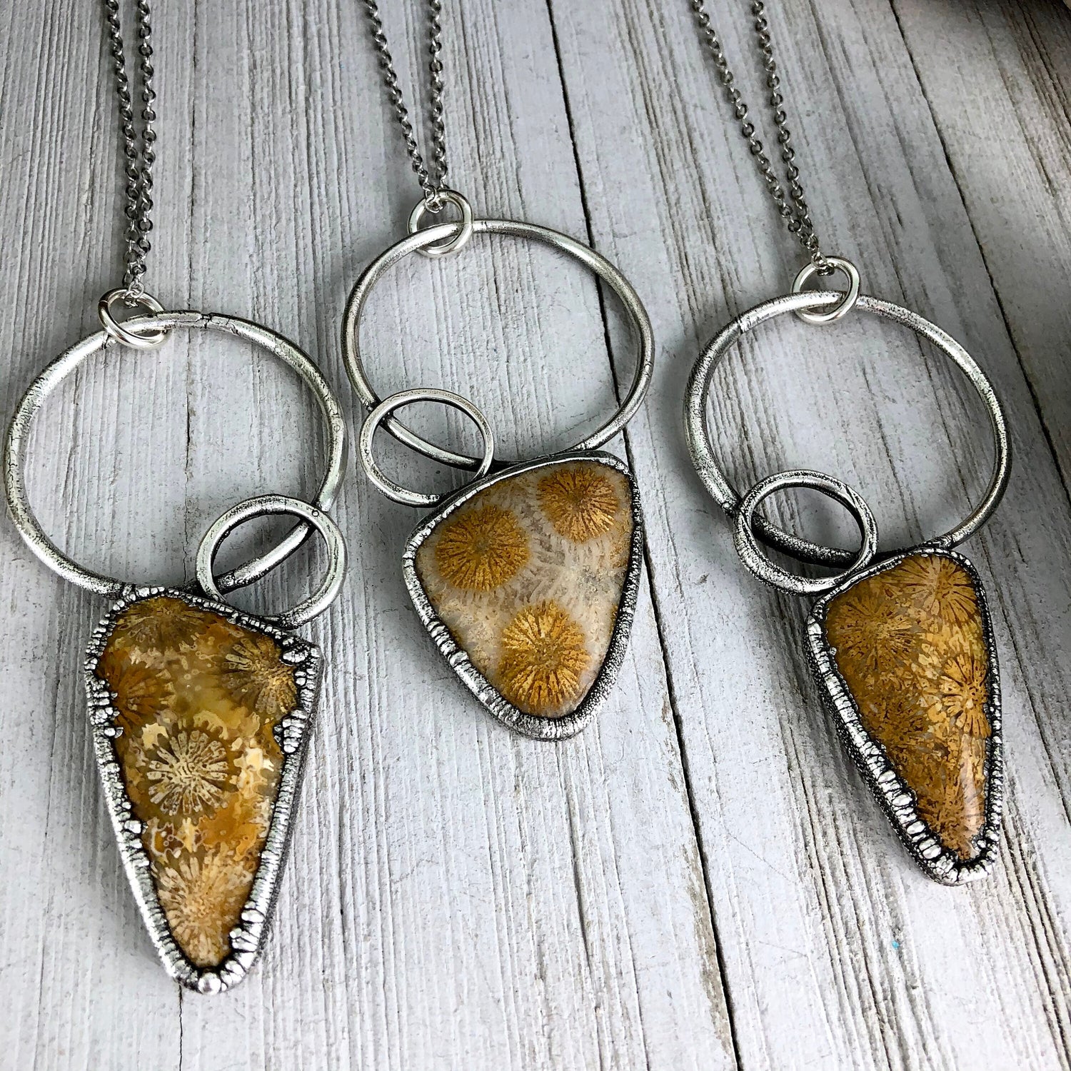 Boho Natural Stone Necklace in Silver / Fossilized Coral Jewelry For Woman / Crystal Pendant Bohemian Fashion