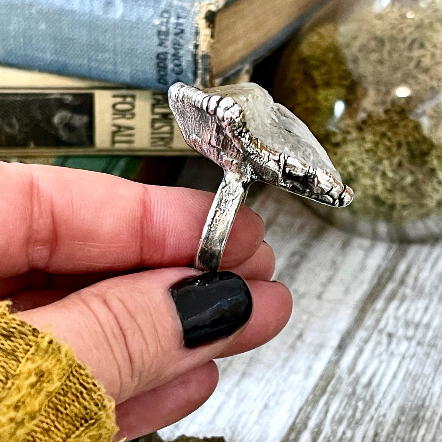 Size 8 Raw Citrine Point Ring Set in Fine Silver / Yellow Crystal Jewelry / Crystal Statement Ring
