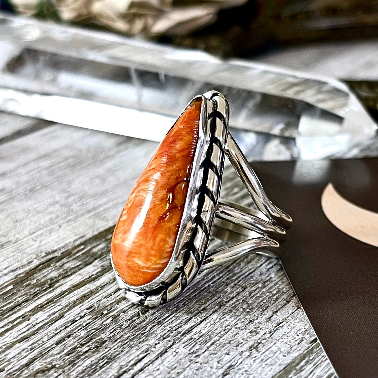 Size 10 Stunning Spiny Oyster Statement Ring Set in Sterling Silver / Curated by FOXLARK Collection