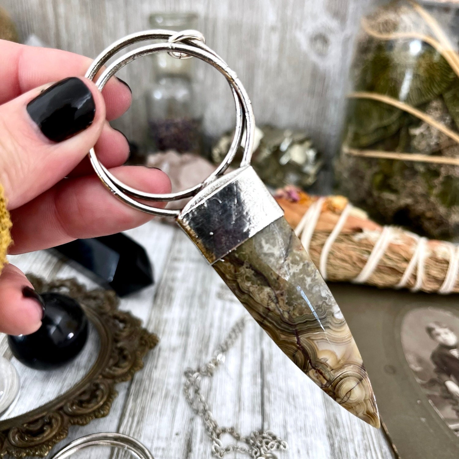 Crazy Lace Agate Necklace in Silver / Large Stone Necklace / Big Crystal Necklace Pendant / Boho Statement Necklace