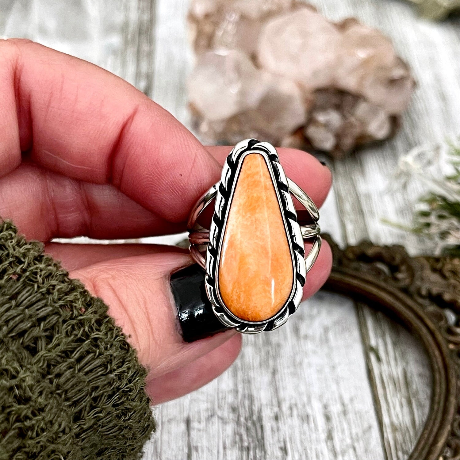 Size 10 Stunning Spiny Oyster Statement Ring Set in Sterling Silver / Curated by FOXLARK Collection